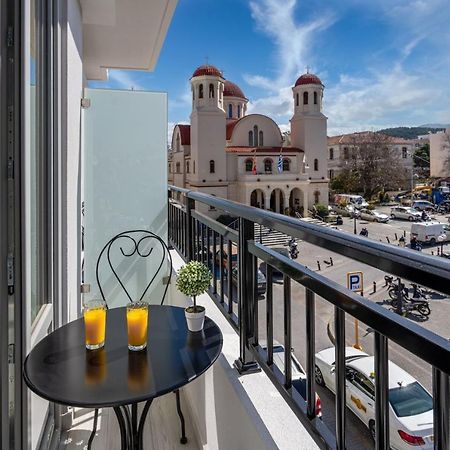 White&Gray Apartment Rethymno  Bagian luar foto