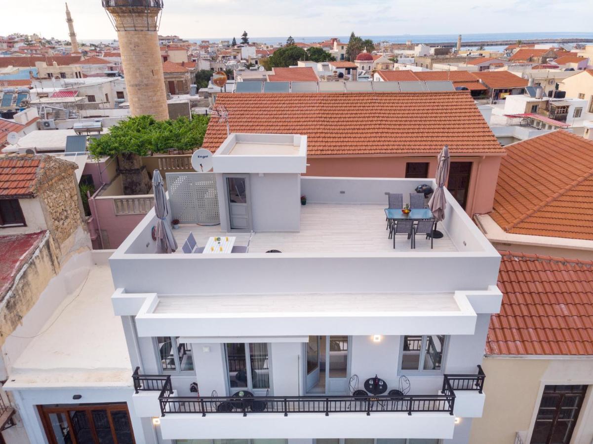 White&Gray Apartment Rethymno  Bagian luar foto